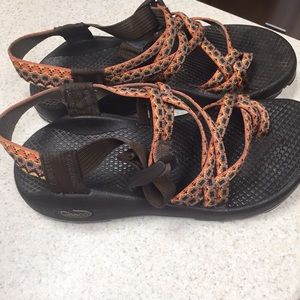 Chacos!